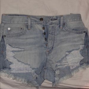 light wash, high rise American Eagle shorts